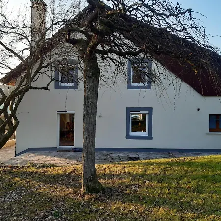 Feriehus De La Grande Rainette Grosne